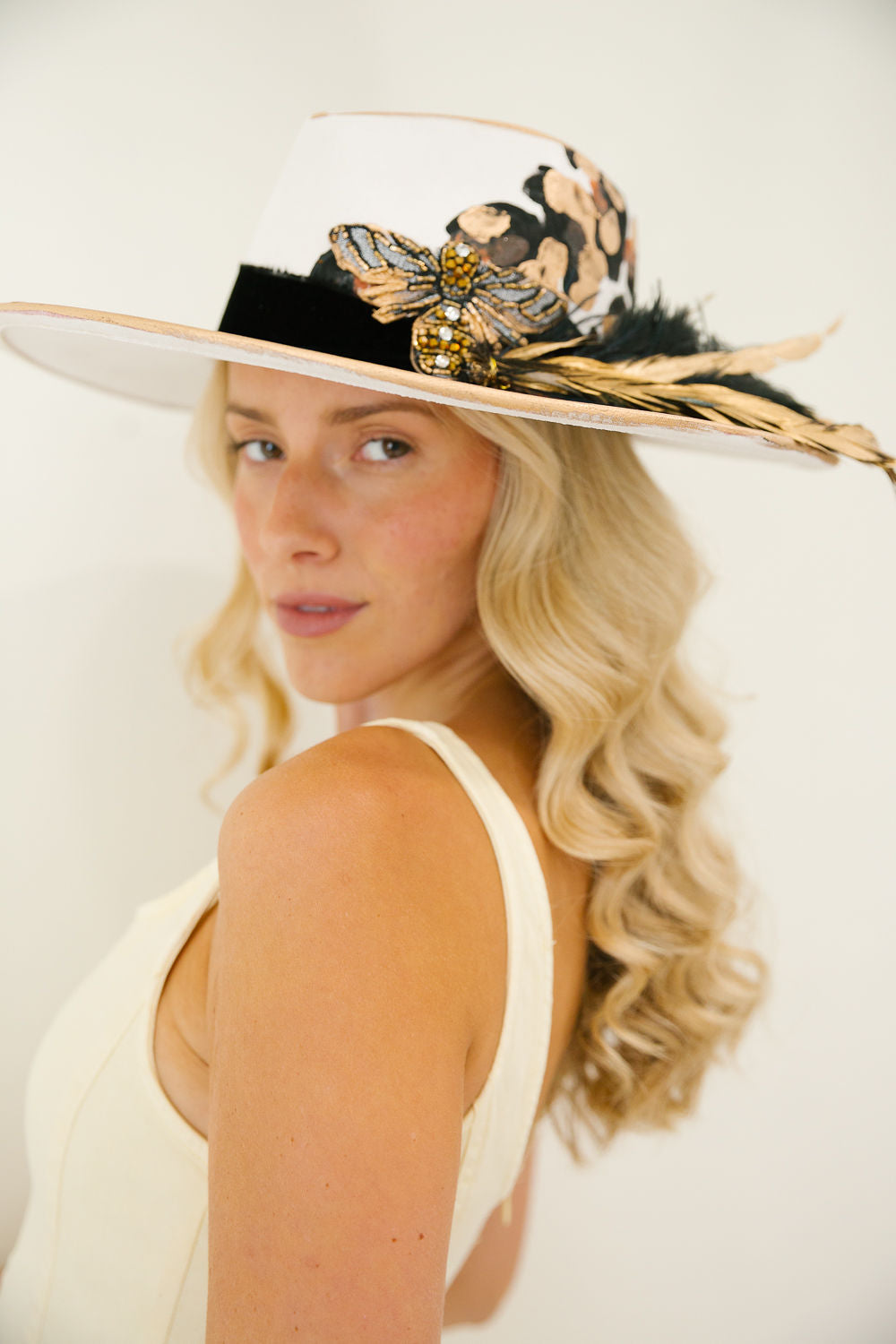 THE WILD HONEY HAND PAINTED RANCHER HAT RANCHER HAT Judith March