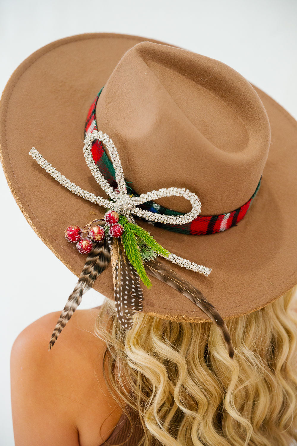 UNDERNEATH THE MISTLETOE RANCHER HAT