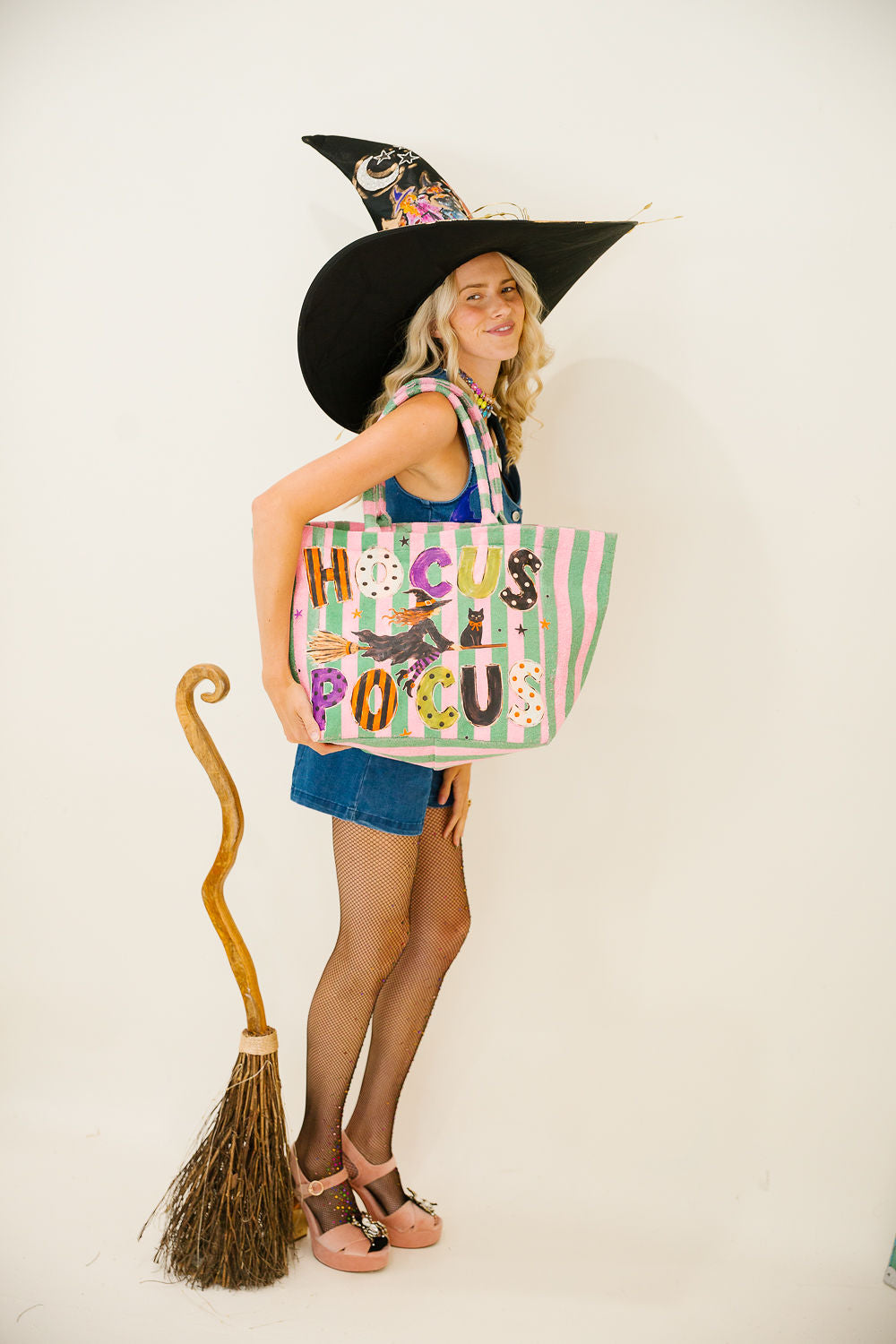HOCUS POCUS STRIPED BAG Clutch Judith March