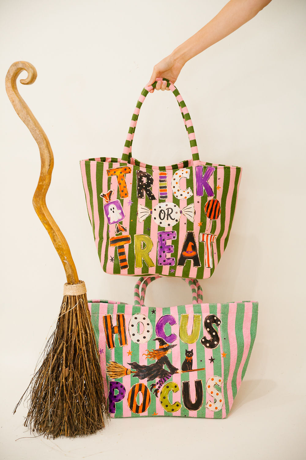 HOCUS POCUS STRIPED BAG Clutch Judith March