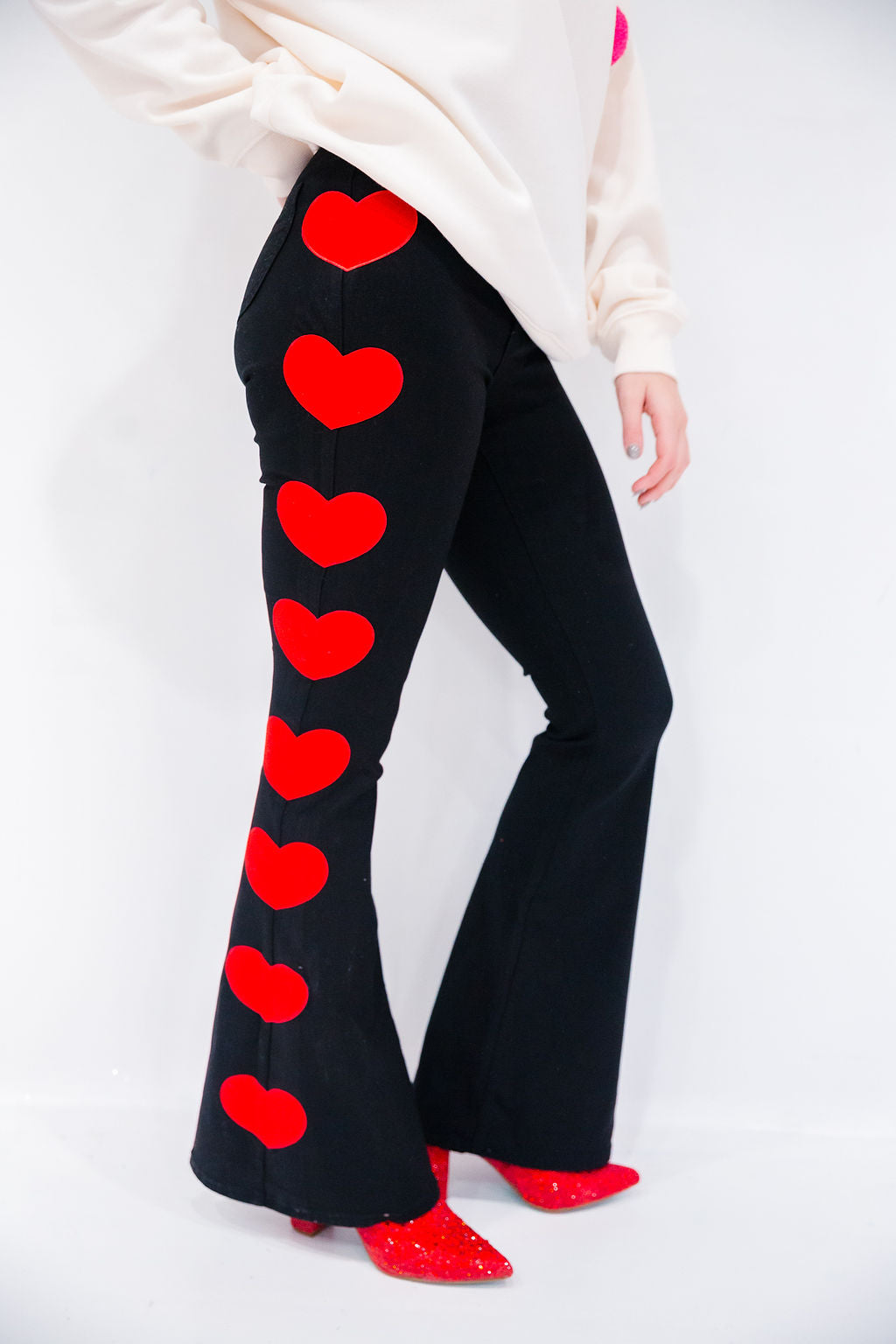 *RED HEART BLACK FLARES - SMALL FLARES Judith March