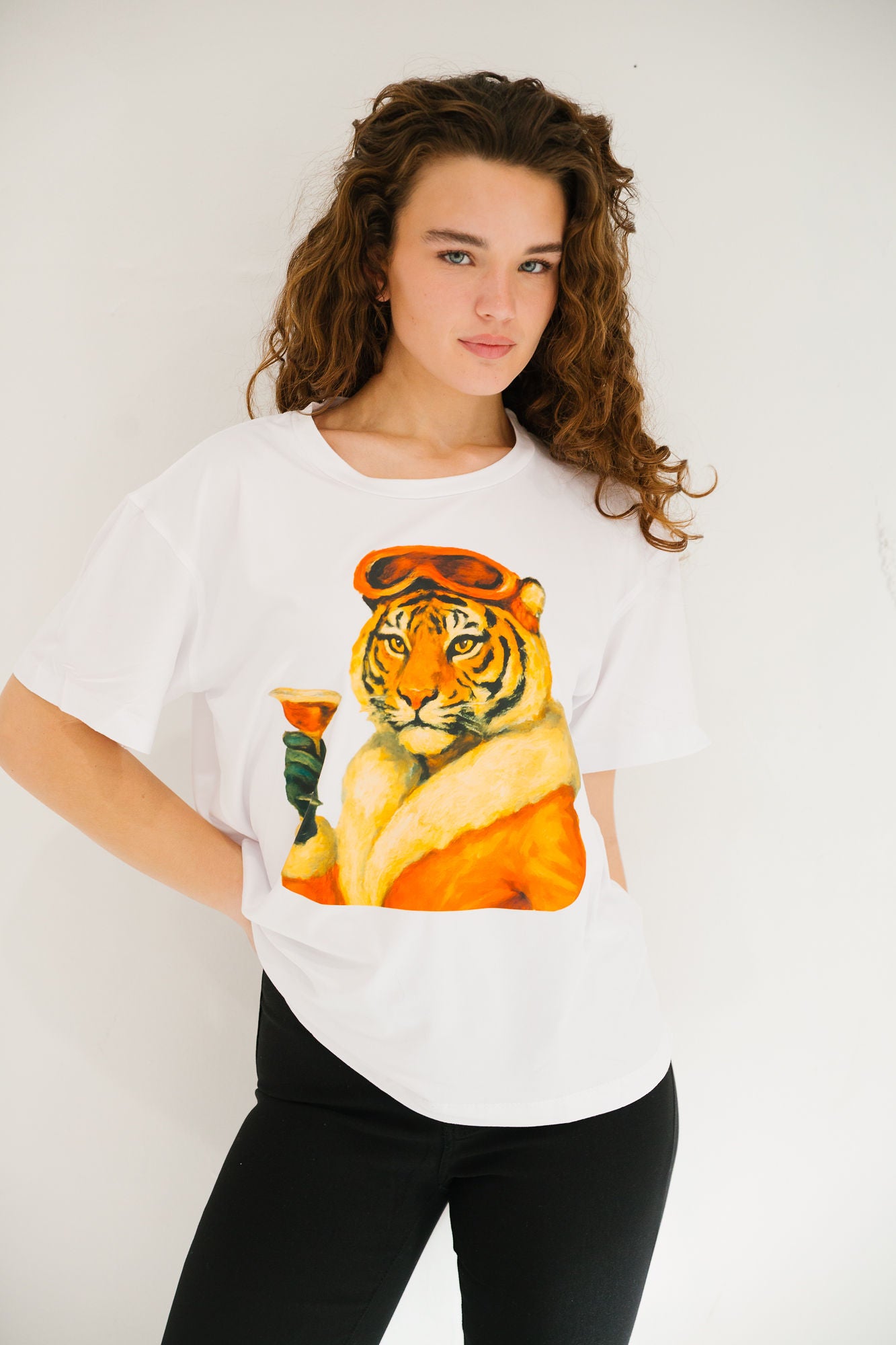 APRÈS TIGER WHITE TEE TEE Judith March
