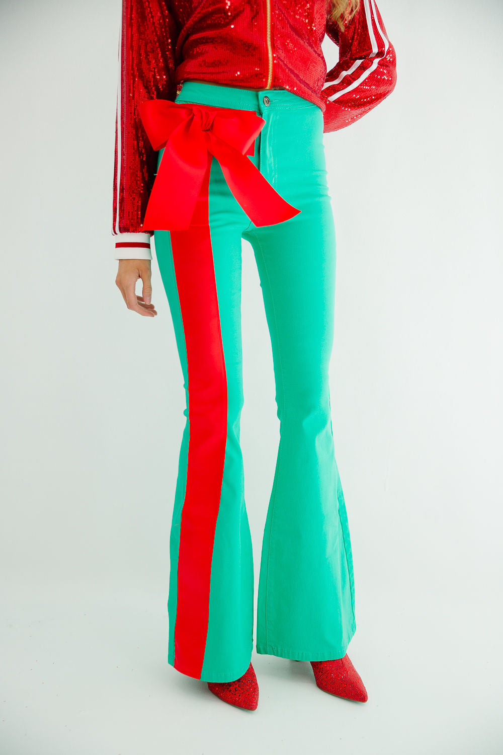HOLIDAY SEASON FLARES FLARES Judith March SMALL MINT