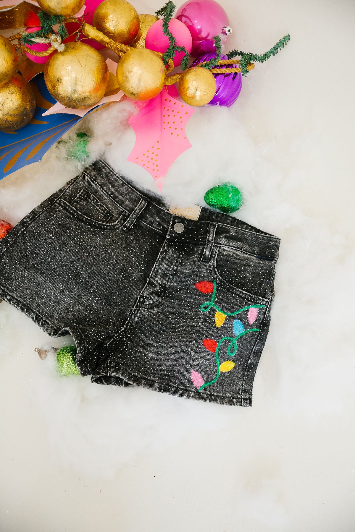 DECK THE HALLS BLACK DIAMOND DENIM SHORTS SHORTS Judith March