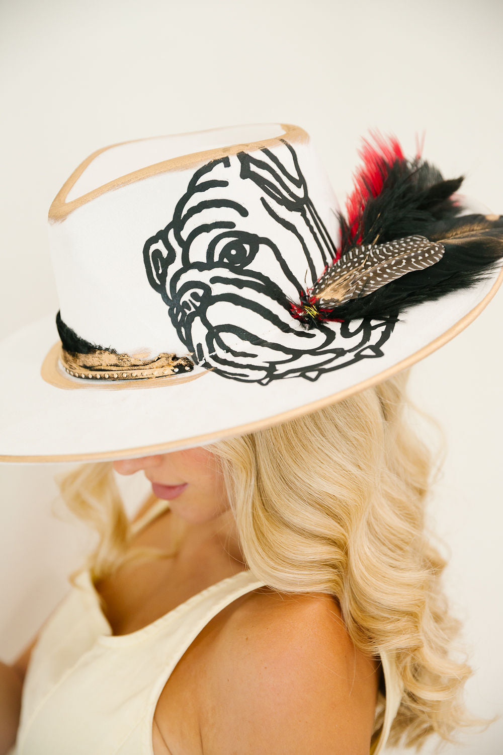 THE BULLDOG BELLE HAND PAINTED RANCHER HAT RANCHER HAT Judith March