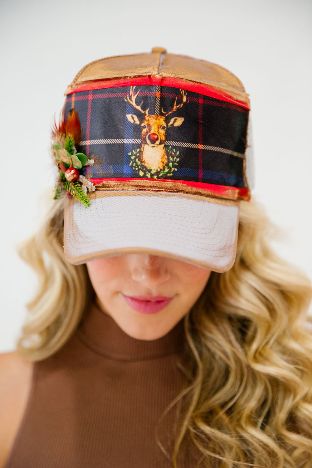 DASHING THROUGH THE SEASON STRUCTURED HAT TRUCKER HAT Judith March