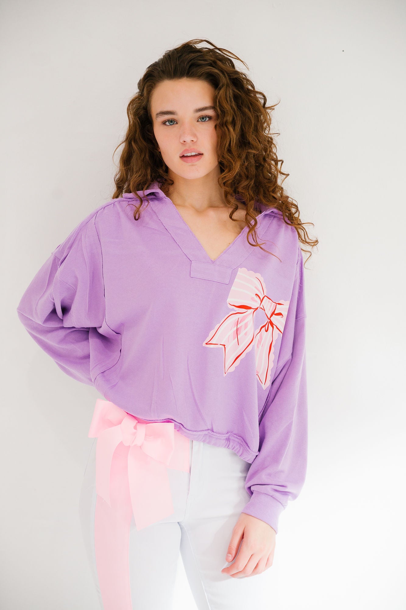 AMOUR BOW PURPLE CROPPED PULLOVER PULLOVER Judith March
