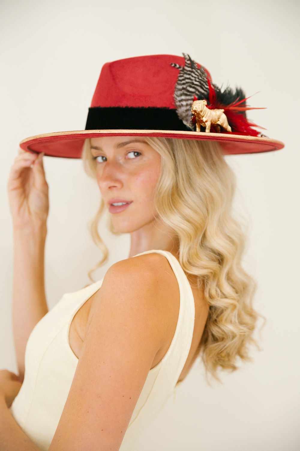 THE RED & BLACK RANCHER HAT RANCHER HAT Judith March