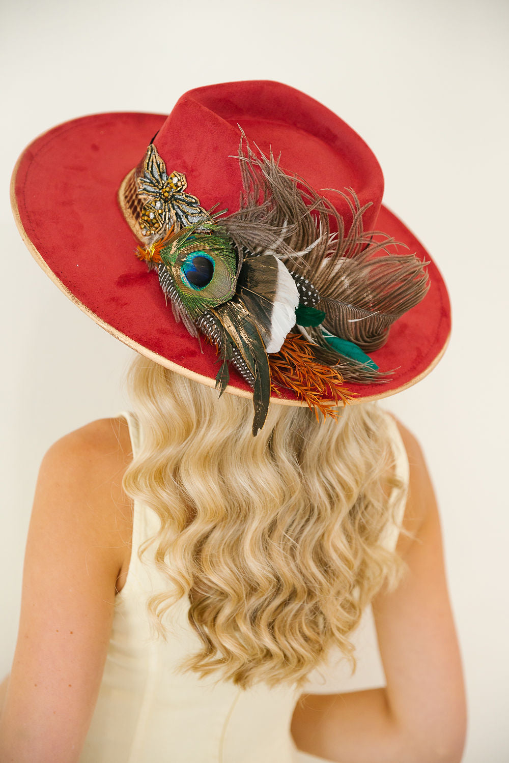 THE SCARLET SEASON RANCHER HAT RANCHER HAT Judith March