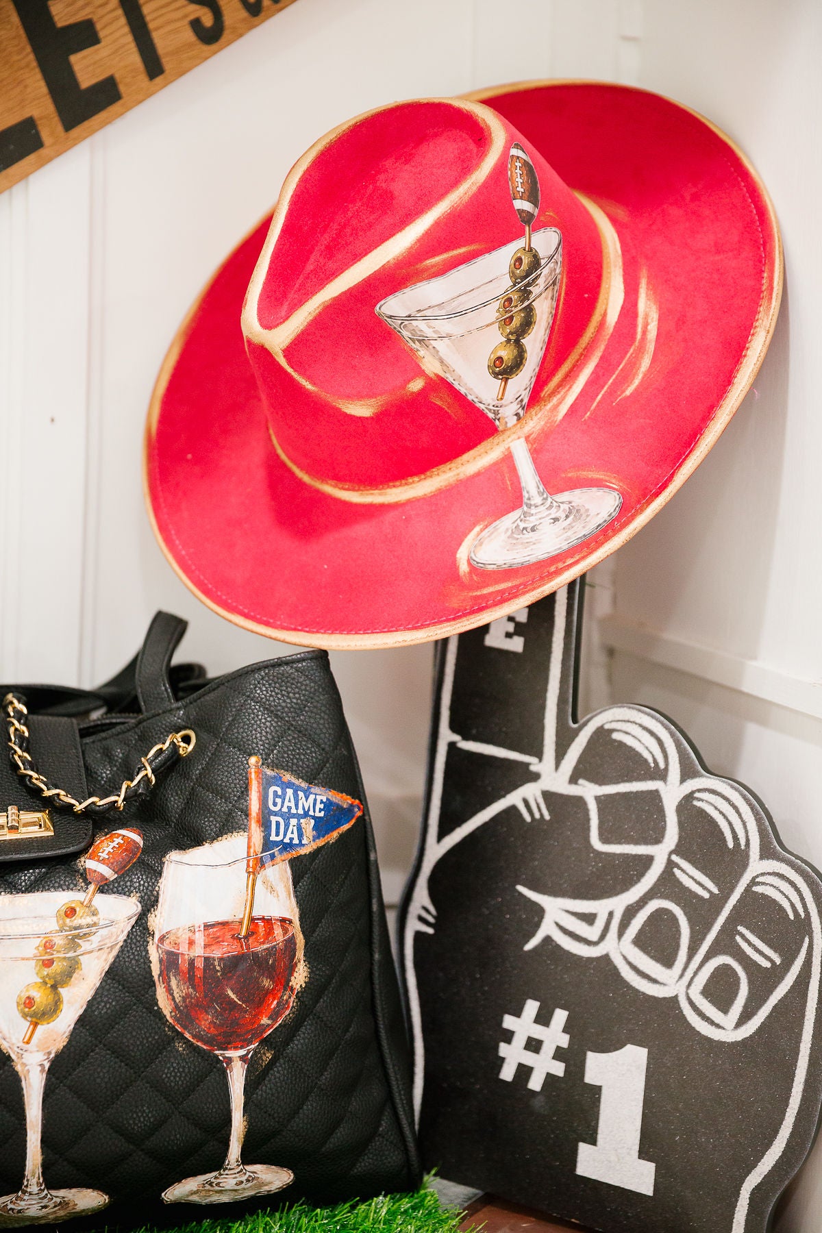 SPORTY MARTINI RED RANCHER HAT