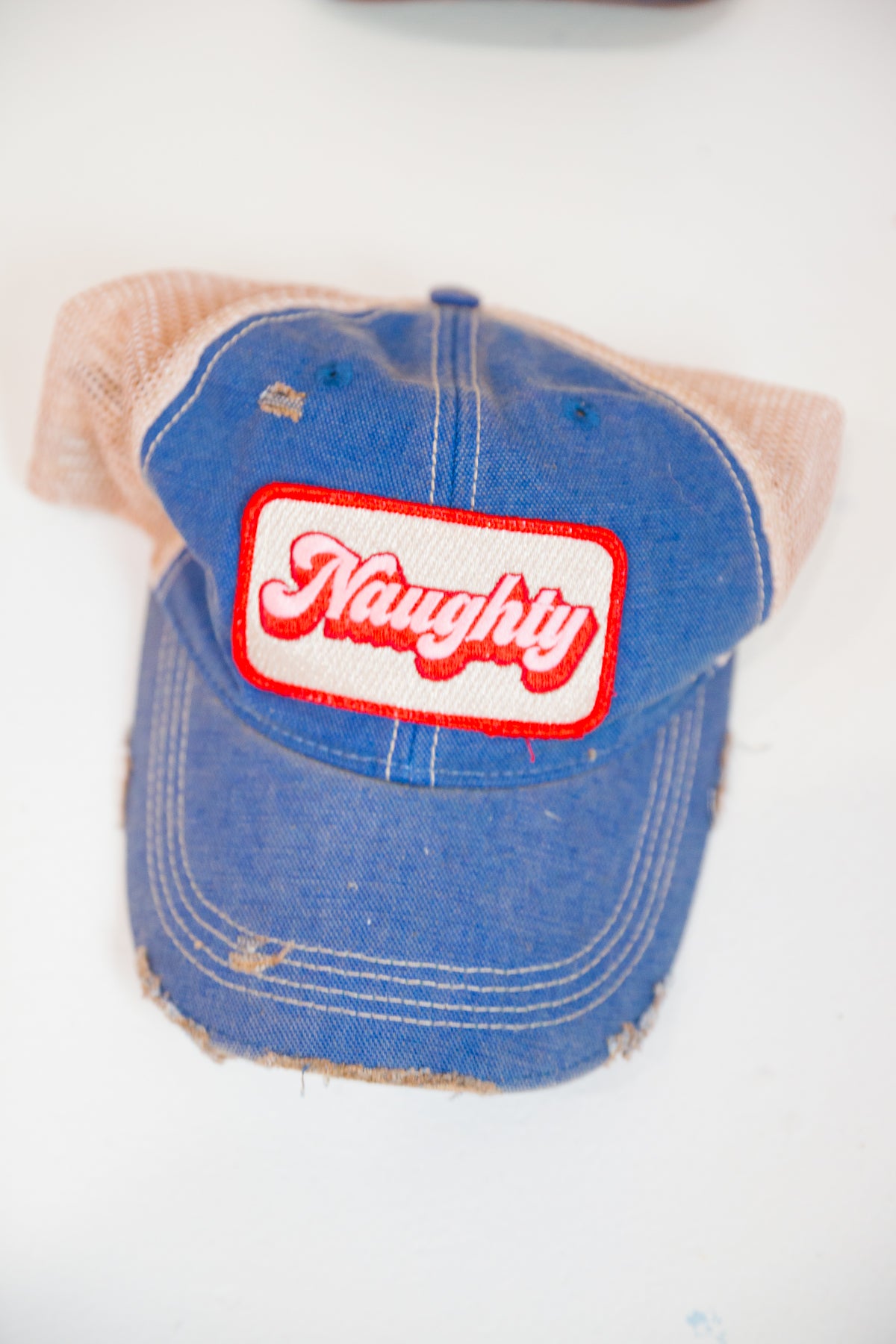 *NAUGHTY PATCH DENIM HAT HAT Judith March