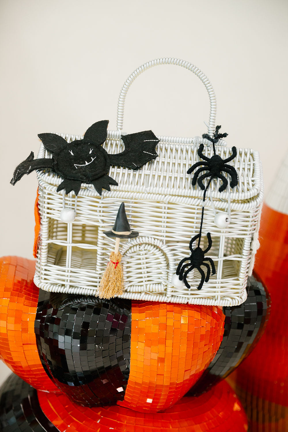 SPOOKY COTTAGE BASKET Clutch Judith March