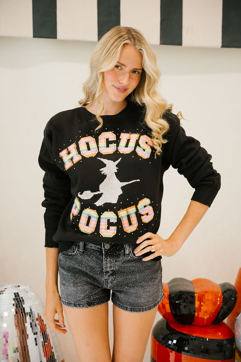 HOCUS POCUS SPARKLE BLACK PULLOVER