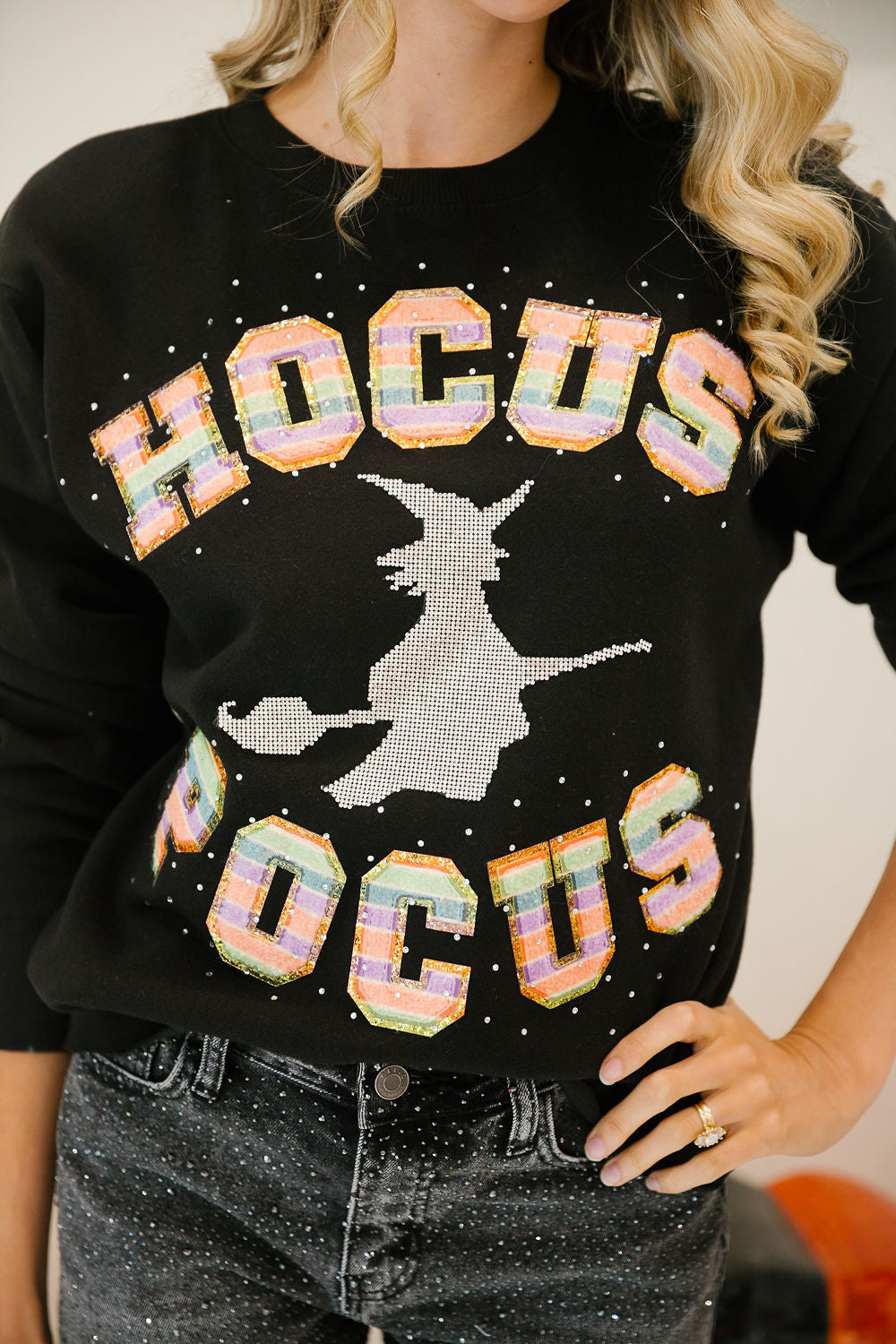 HOCUS POCUS SPARKLE BLACK PULLOVER