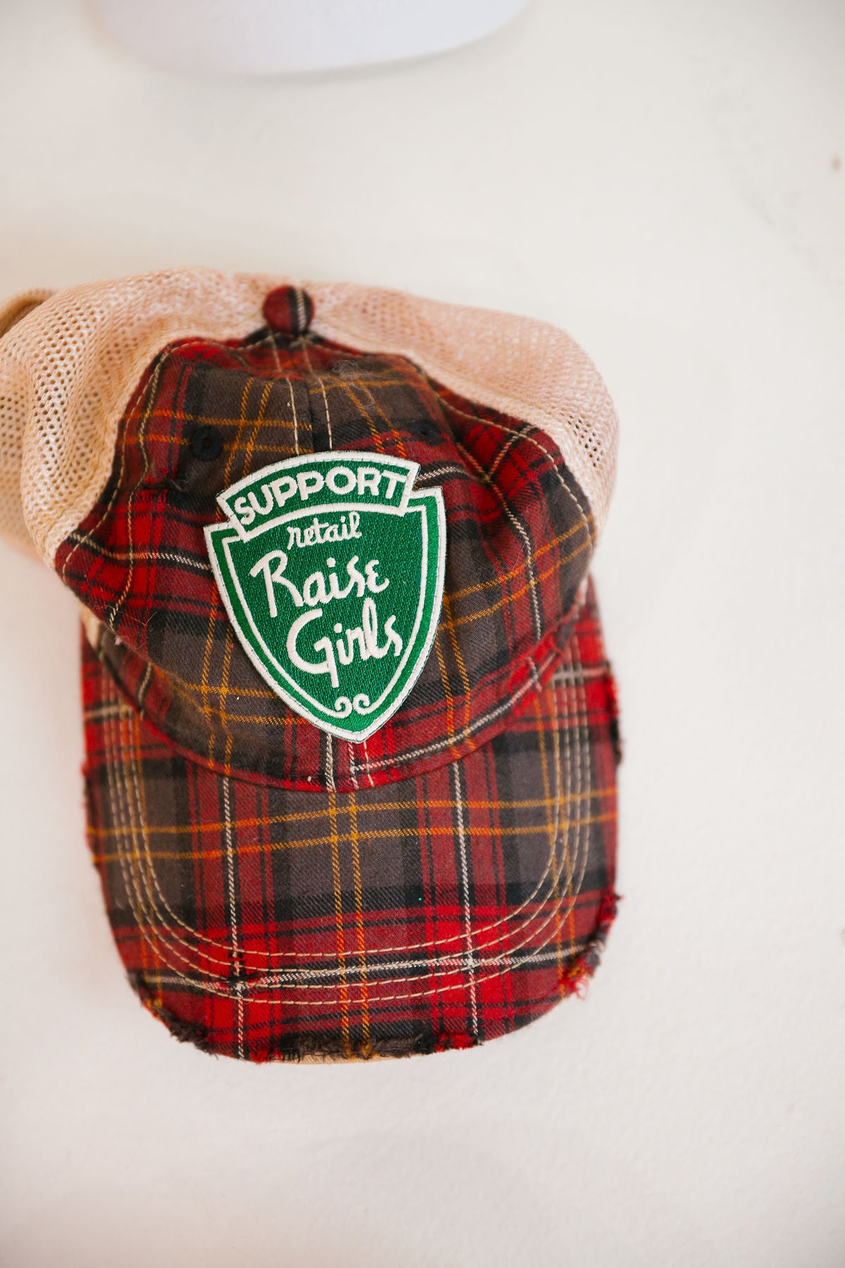 *SUPPORT RETAIL RAISE GIRLS PLAID HAT HAT Judith March