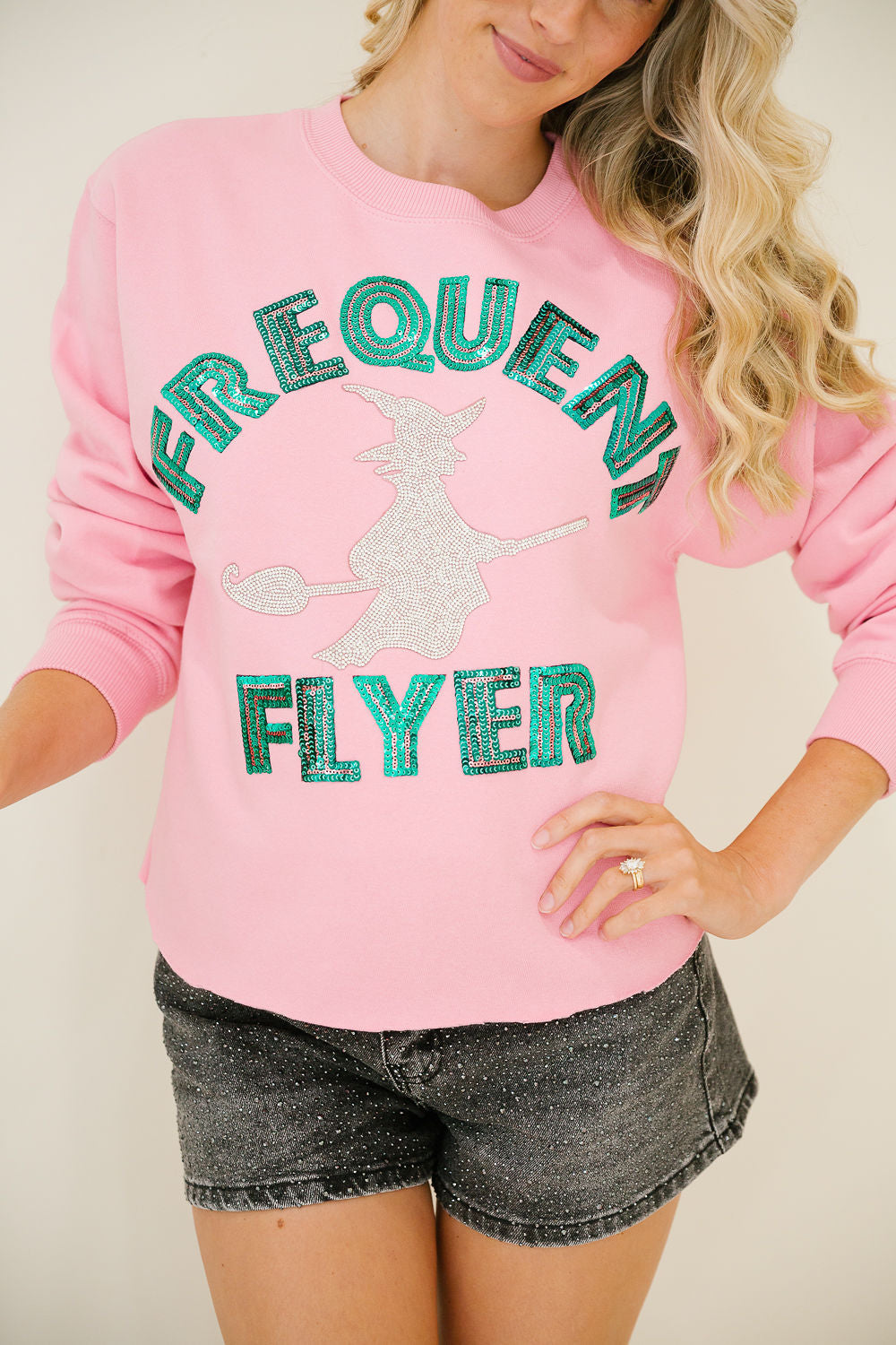 FREQUENT FLYER PINK PULLOVER PULLOVER Judith March