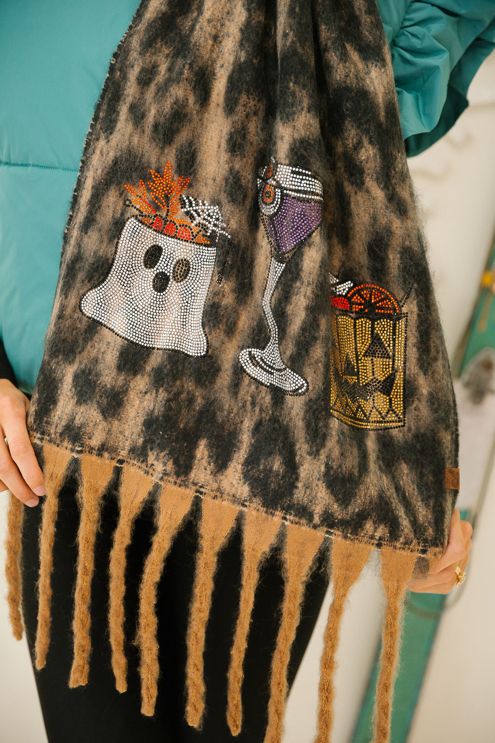 SPOOKY SIPS LEOPARD SCARF Clutch Judith March