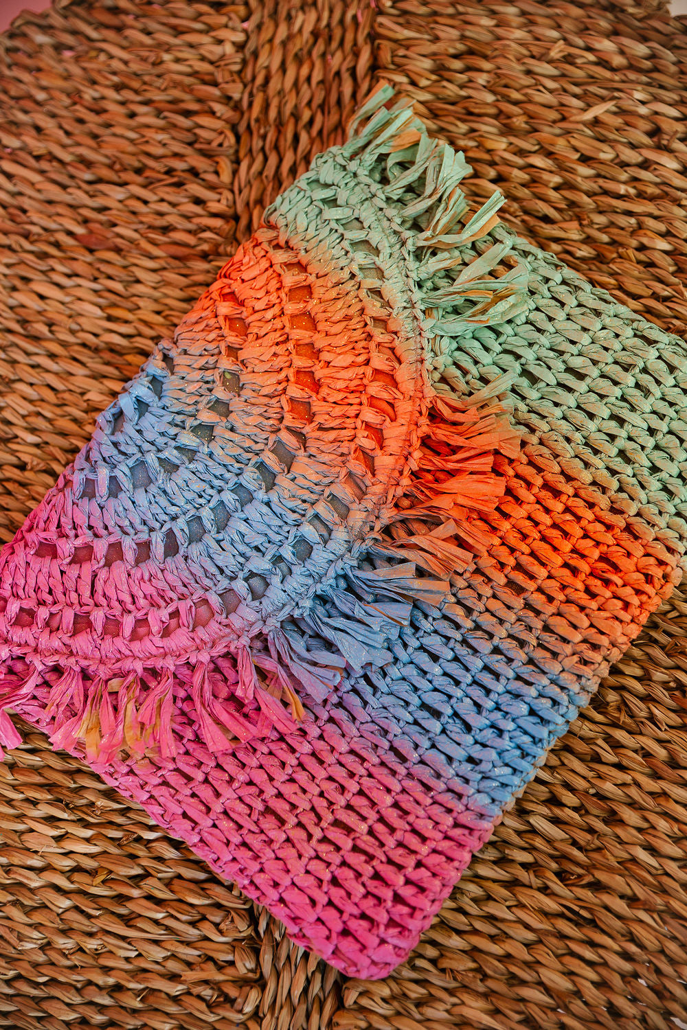 RAINBOW STRAW CLUTCH Clutch Judith March   