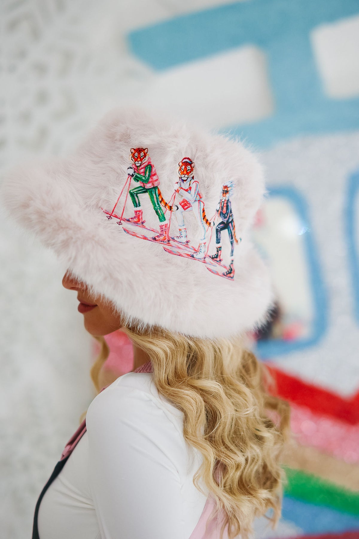SKIING IN STYLE FUR BUCKET HAT BUCKET HAT Judith March