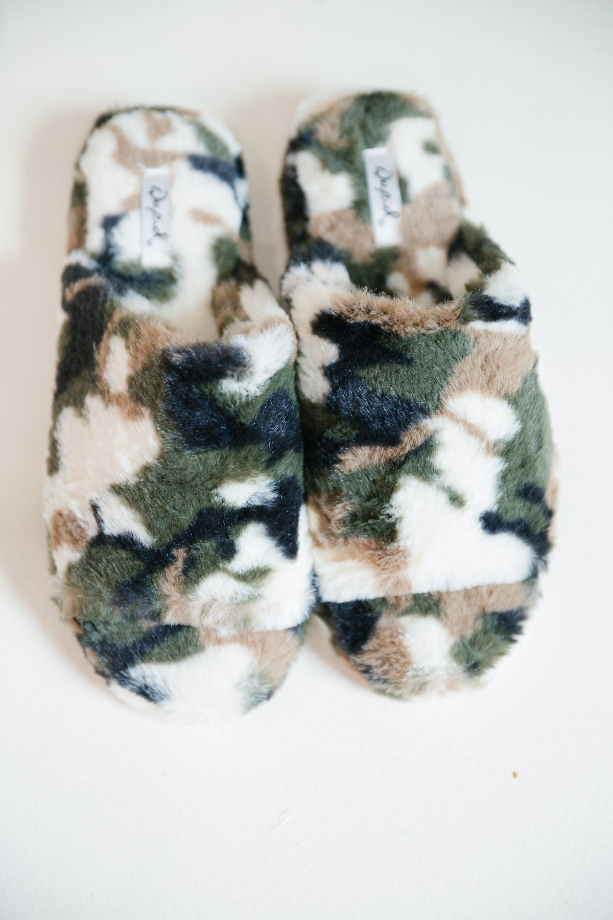 *CAMO FUR OPEN TOE SLIPPERS SLIPPERS Judith March