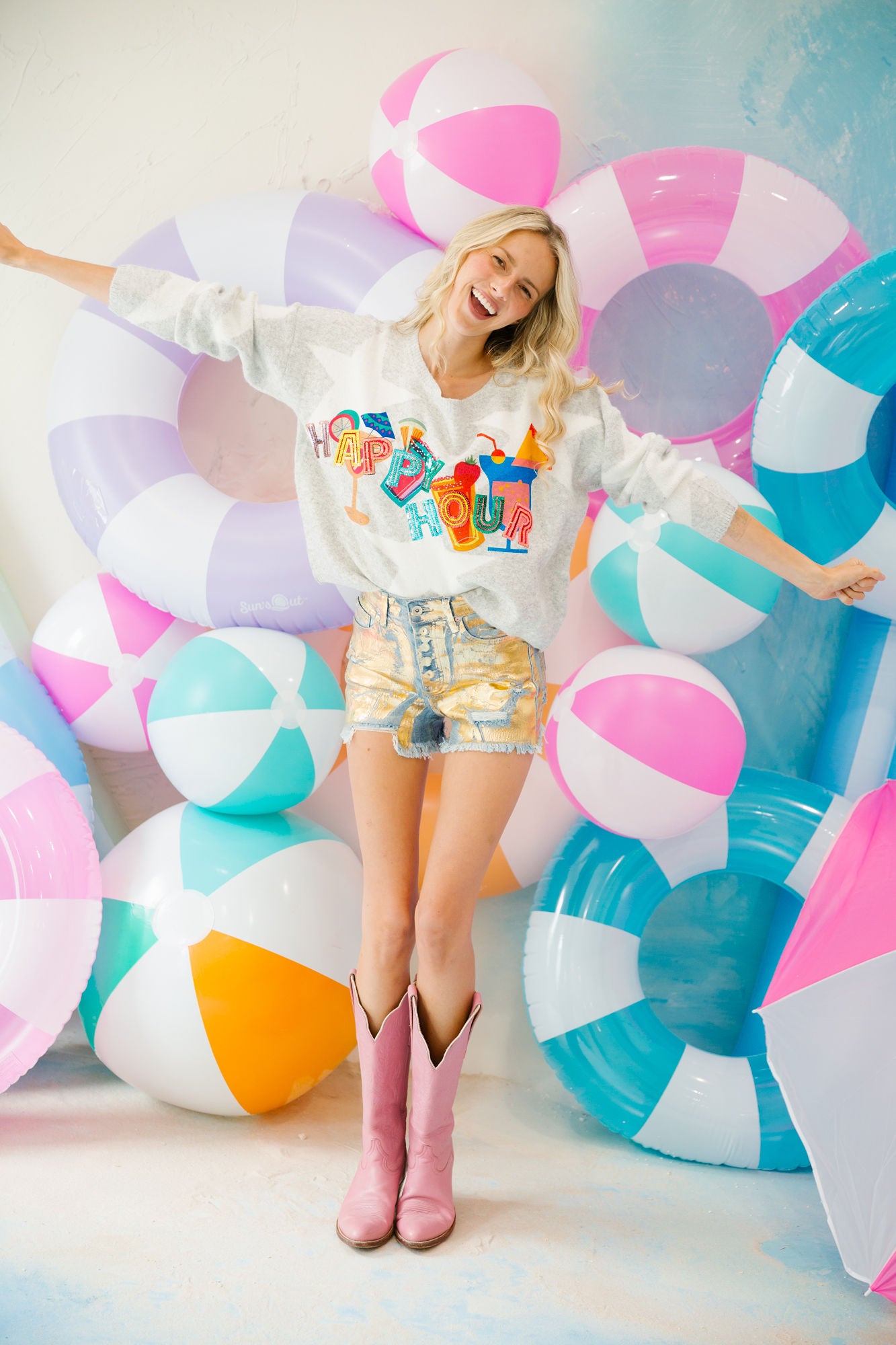 HAPPY HOUR STAR SWEATER SWEATER Judith March