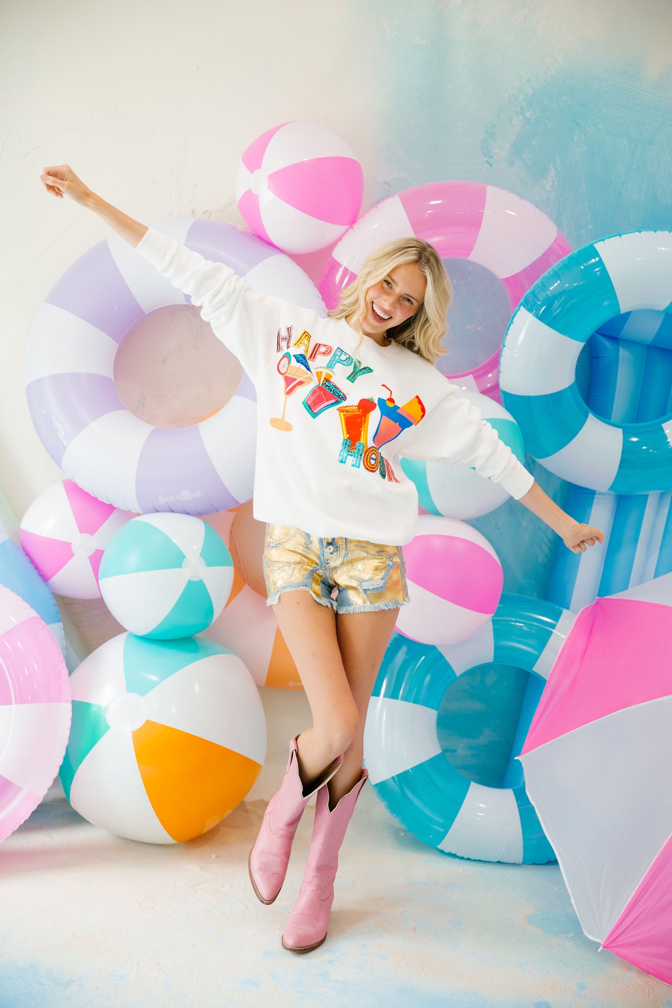HAPPY HOUR WHITE PULLOVER