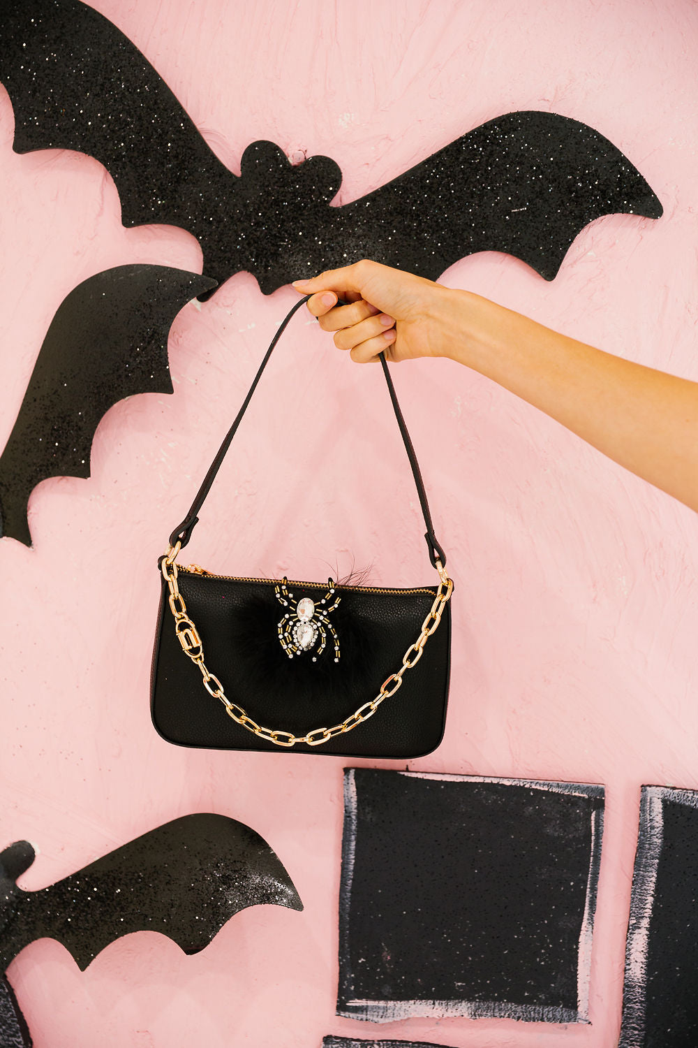 WEB OF ELEGANCE HANDBAG Clutch Judith March