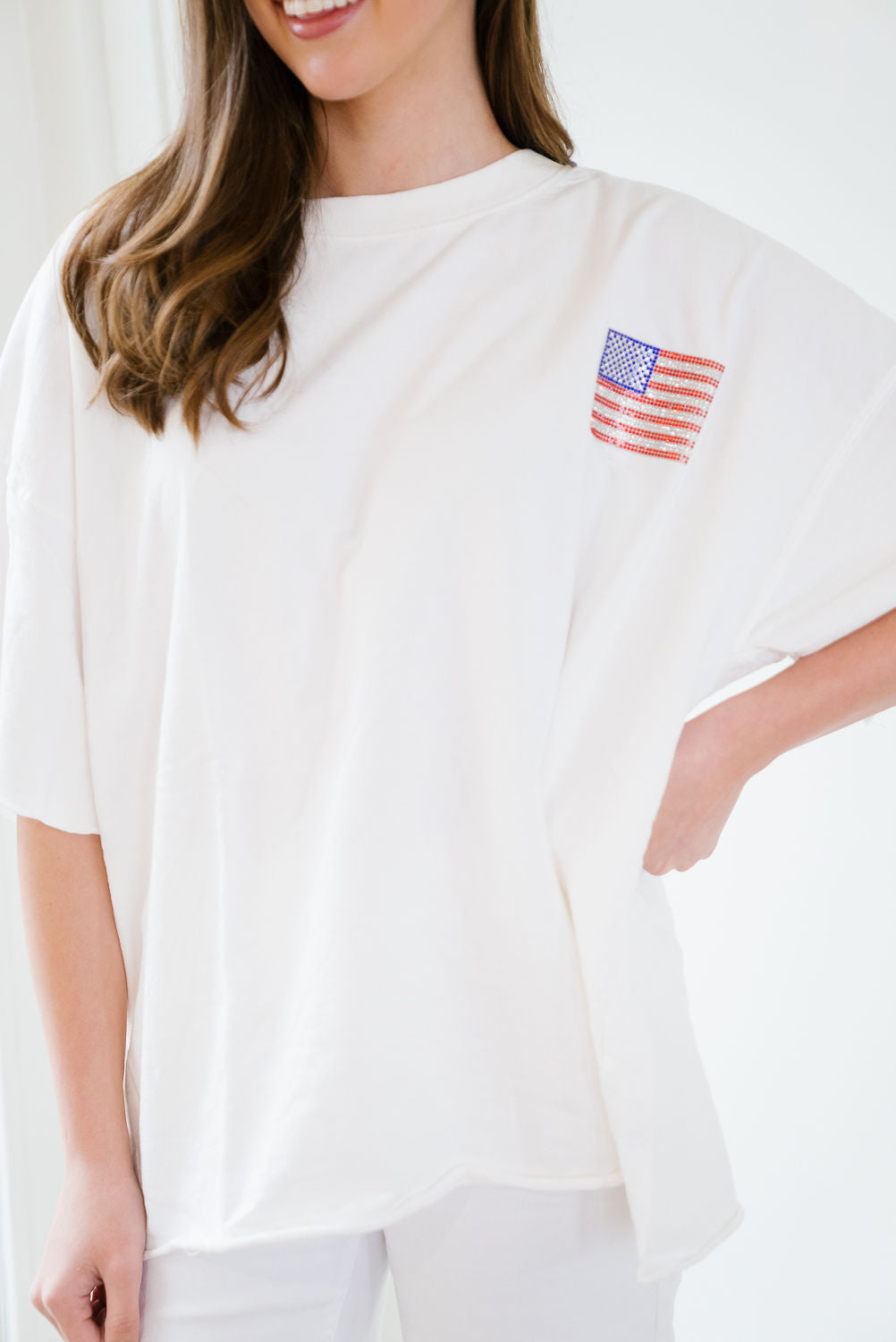 *RHINESTONE FLAG WHITE TEE - XLARGE PULLOVER Judith March