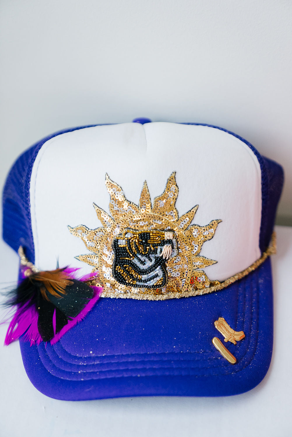 *SUNSHINE PATCH PURPLE TRUCKER HAT HAT Judith March