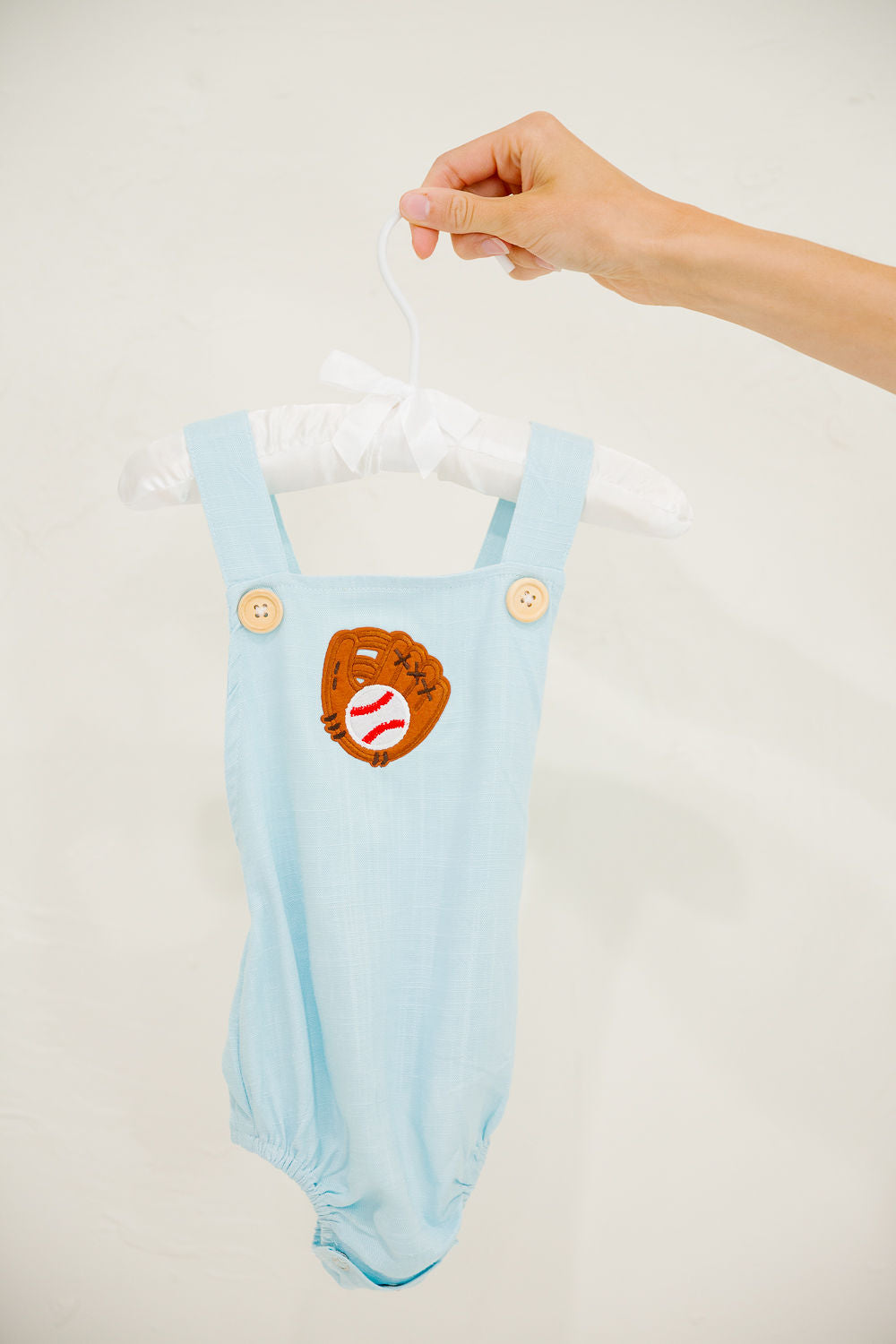 **MINI KIDS BASEBALL BLUE ONESIE ONESIE Judith March