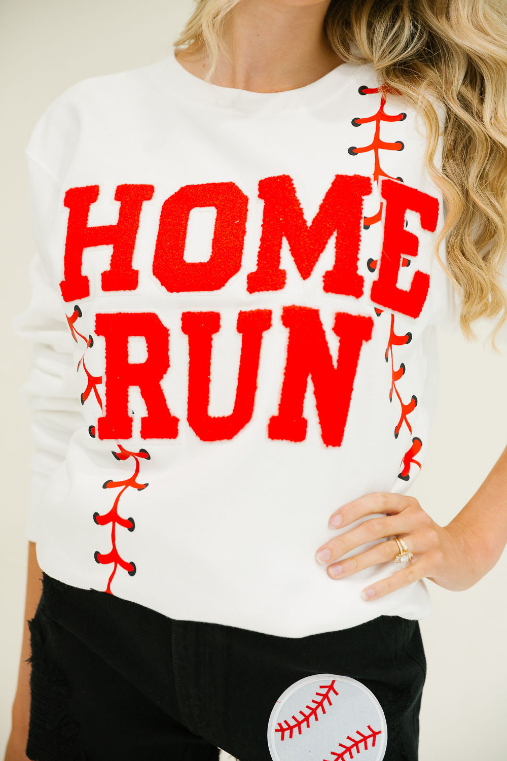 HOME RUN WHITE PULLOVER PULLOVER Judith March