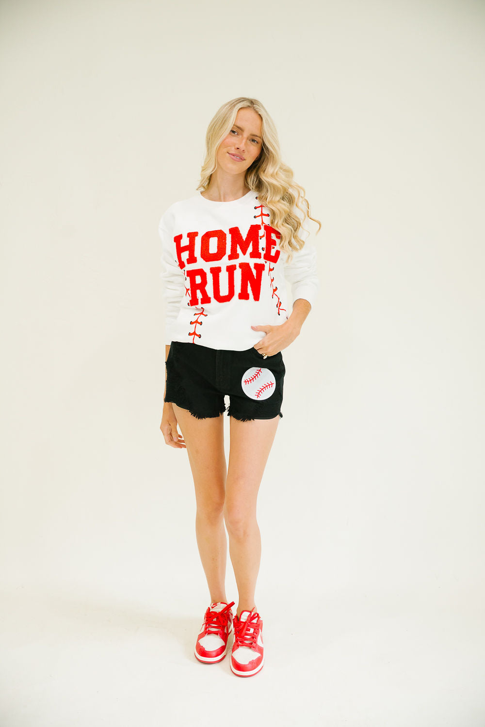 HOME RUN WHITE PULLOVER PULLOVER Judith March