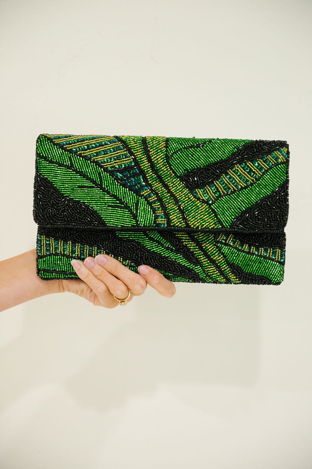 TROPICAL GLAM BEADED CLUTCH PURSE Judith March