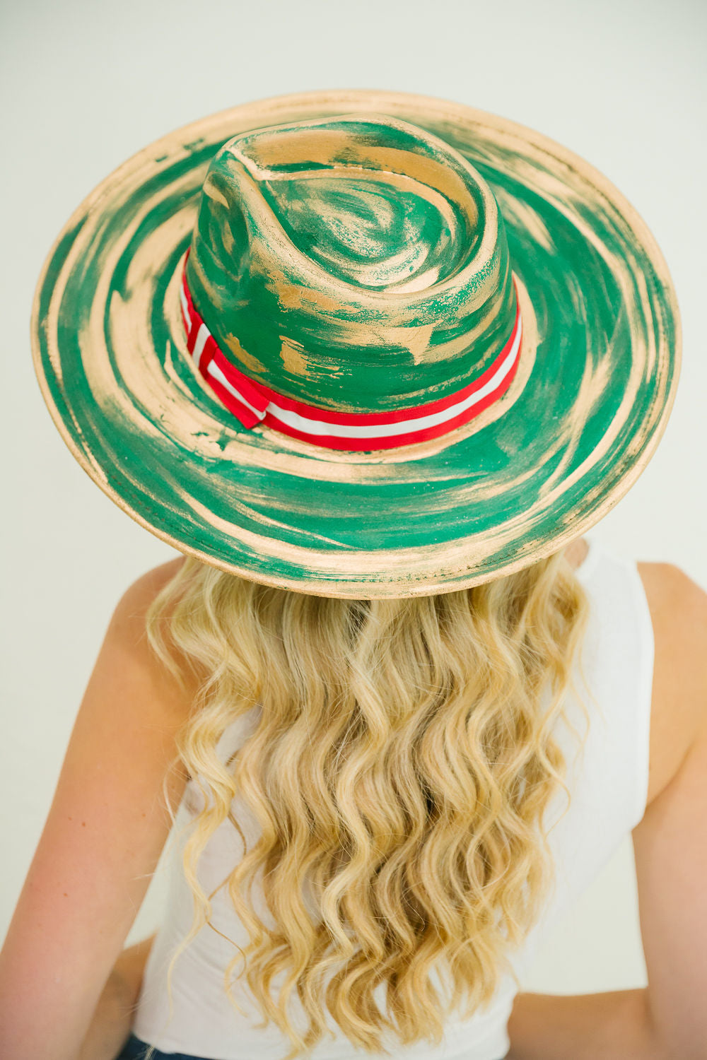 *HOLLY JOLLY RANCHER HAT HAT Judith March