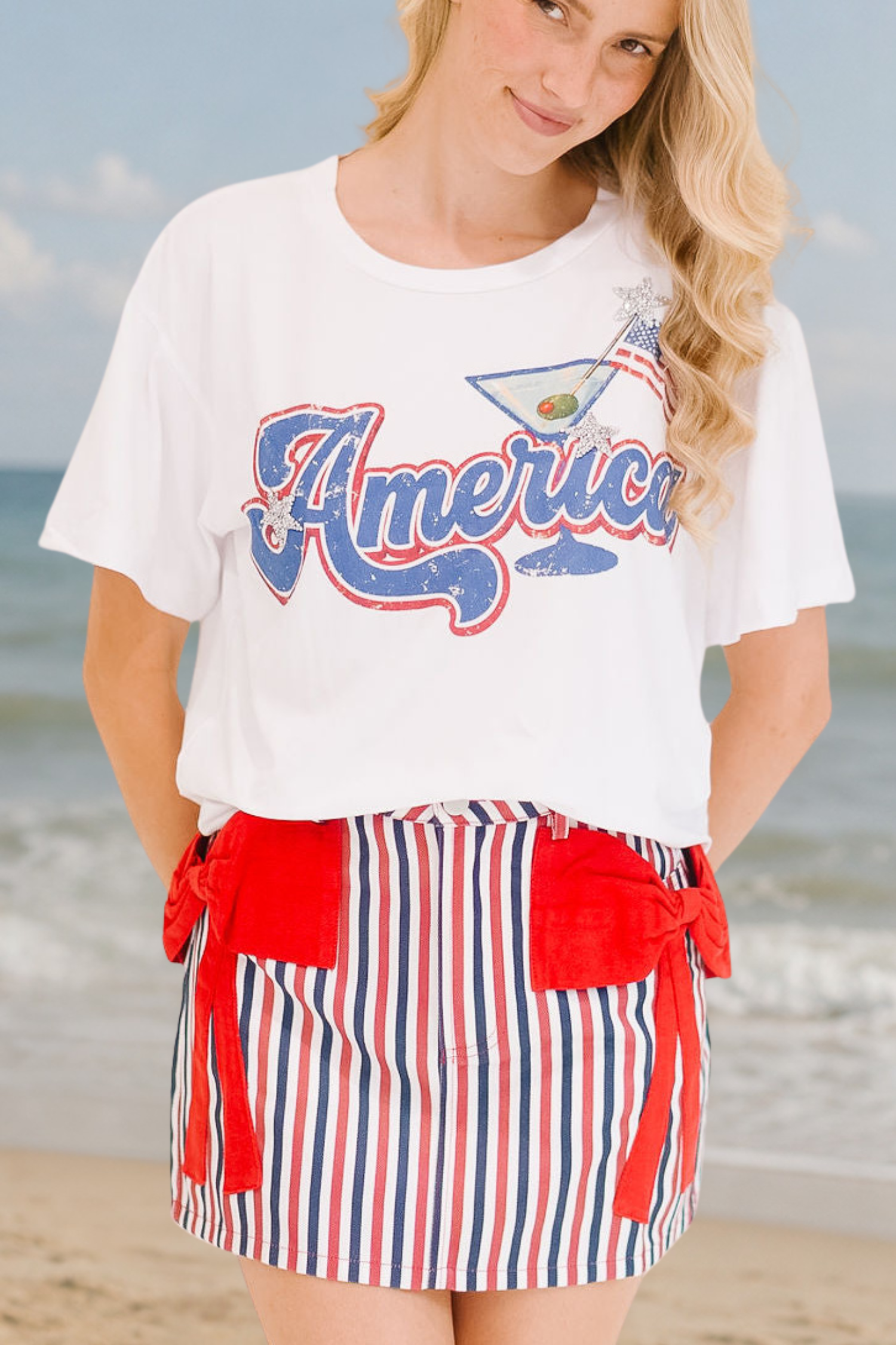 AMERICA WHITE TEE TEE Judith March