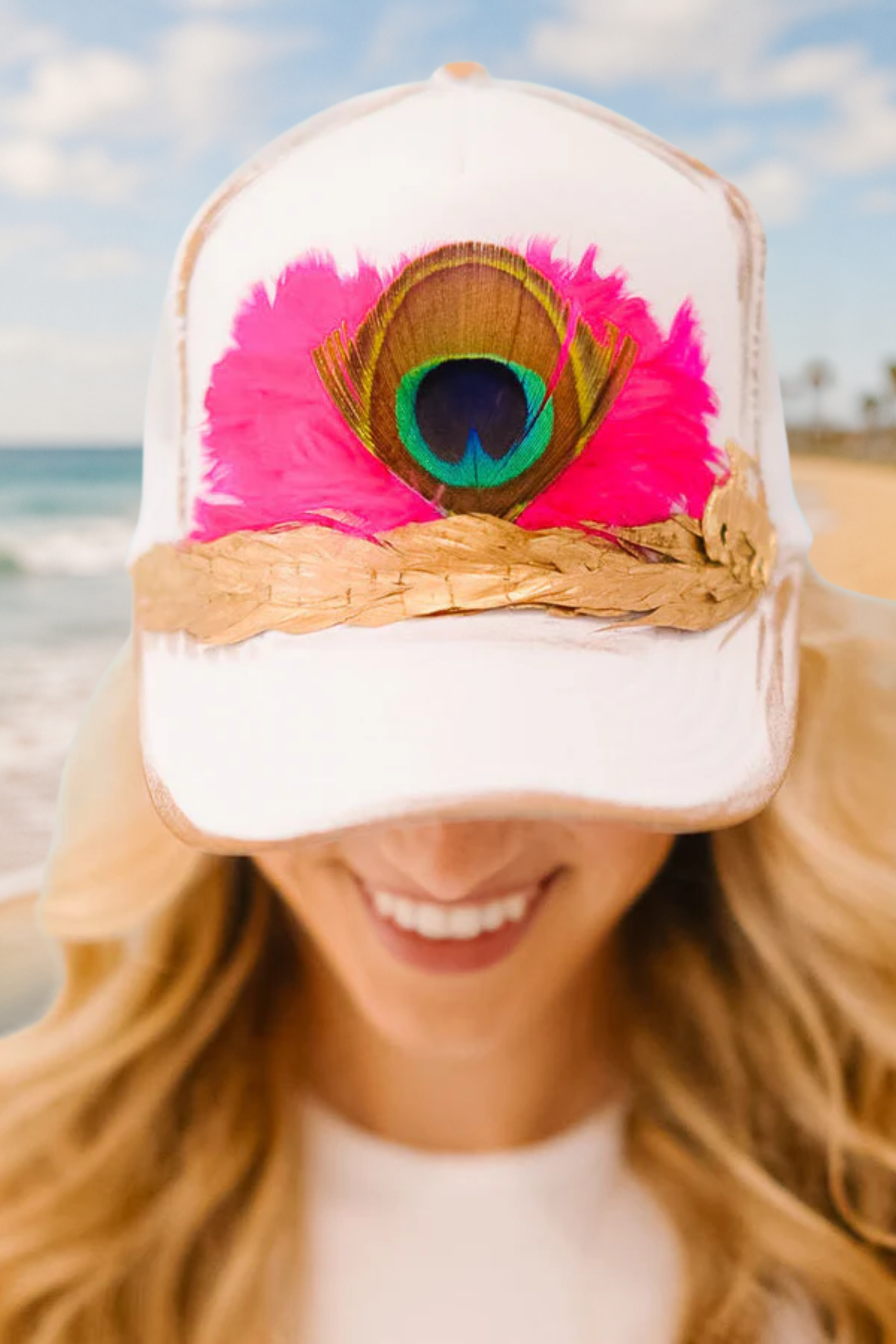 FANCY FEATHERS WHITE TRUCKER HAT HAT Judith March