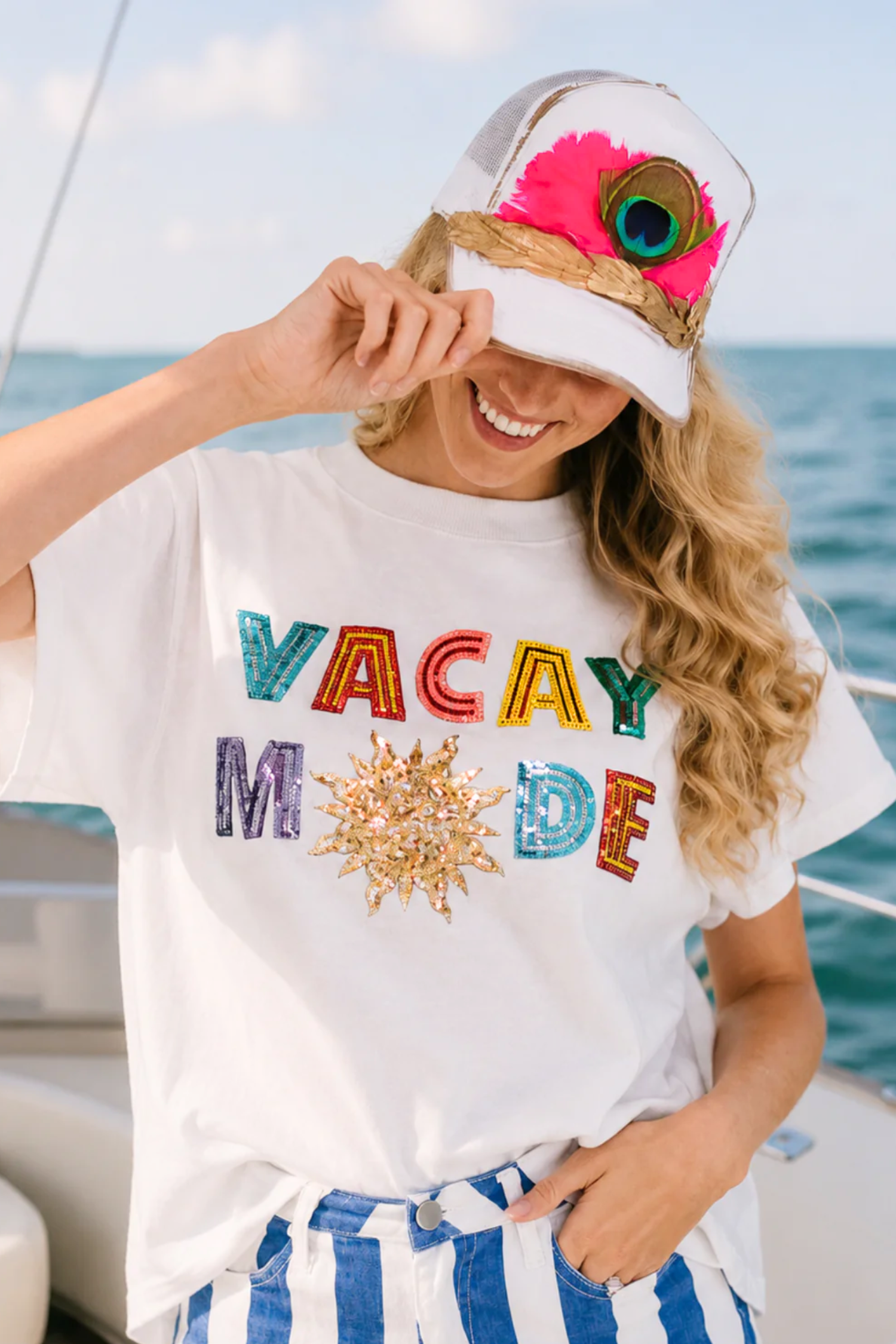 VACAY MODE WHITE PULLOVER PULLOVER Judith March