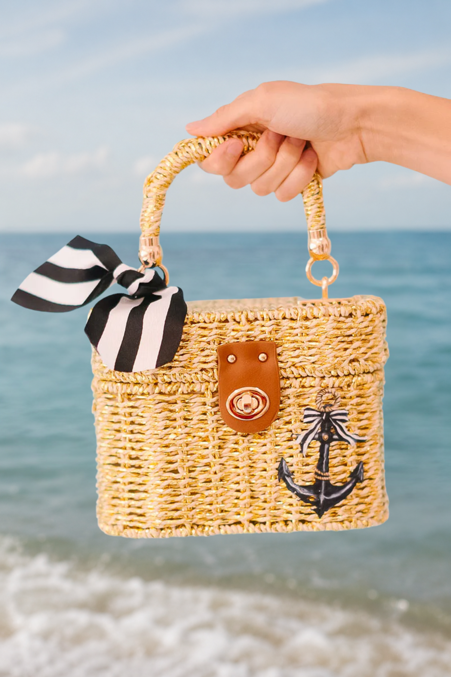 DOCKSIDE DARLING WICKER PURSE PURSE Judith March