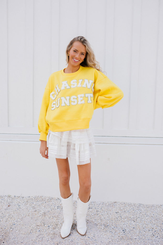 CHASING SUNSETS YELLOW PULLOVER