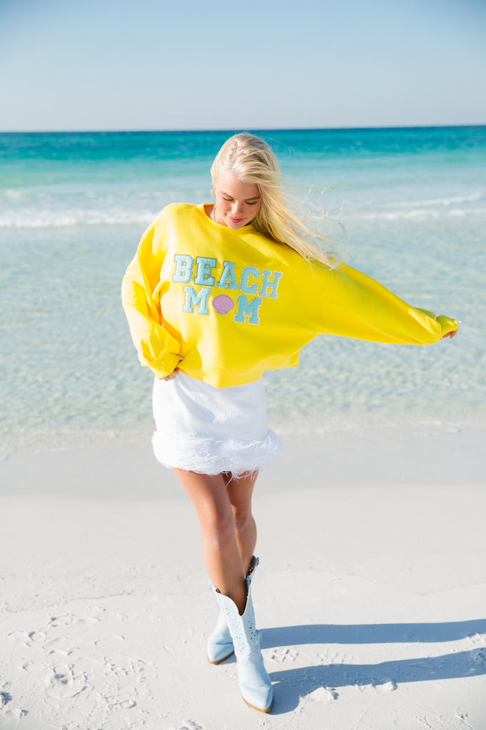 BETTER AT THE BEACH MOM PULLOVER