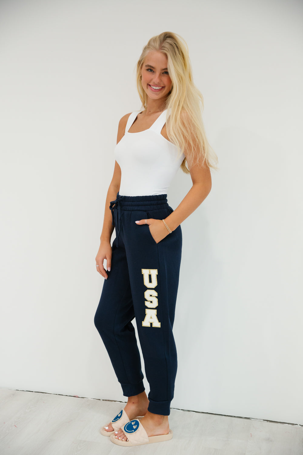 MISS USA JOGGERS joggers Judith March SMALL NAVY 