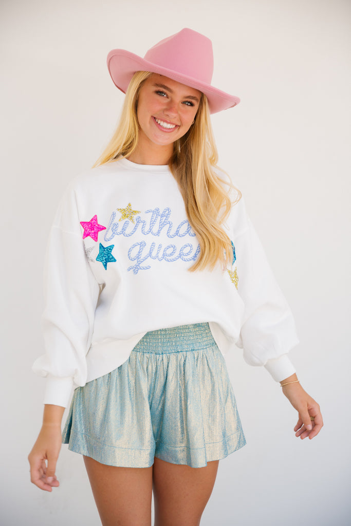White cropped pullover with Birthday Queen print and stars