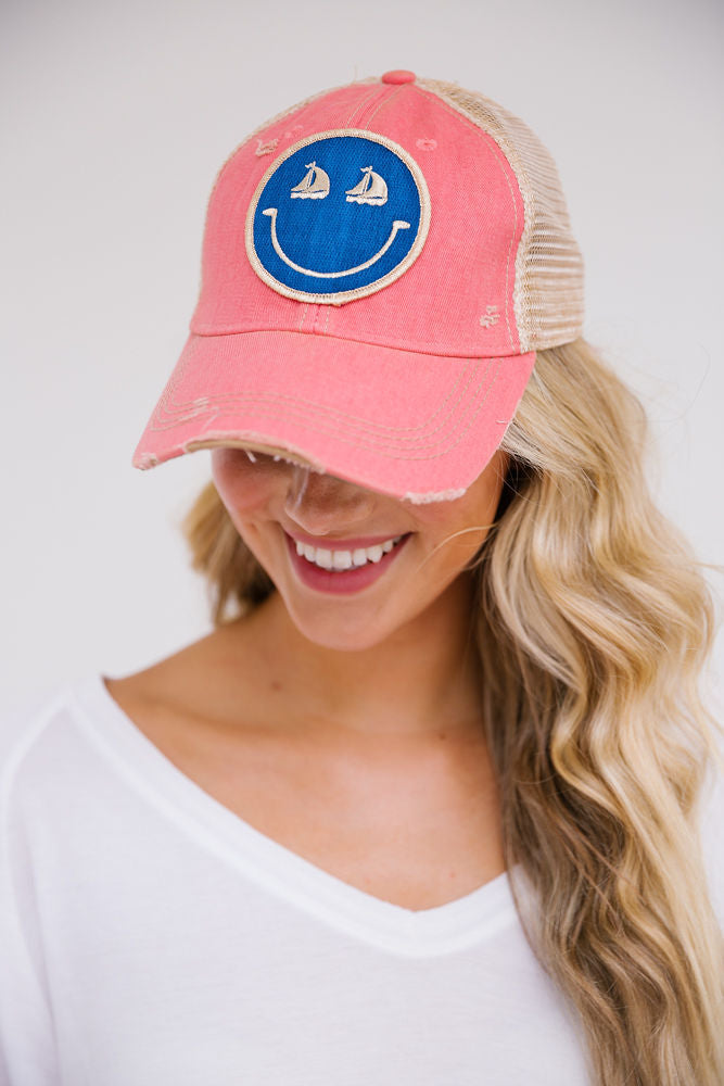 SAIL ON PATCH HAT HAT Judith March CORAL DISTRESSED  